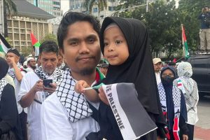 Aksi Demo: Bisakah Menjadi Pendidikan Politik Anak?