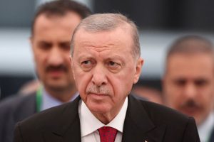Erdogan Diseru untuk Kerahkan Pasukan Selamatkan Garis Merah